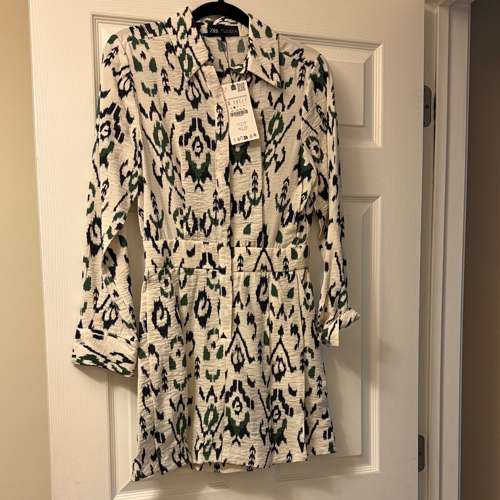 Zara Black and Green Patterned Long Sleeve Dress NWT